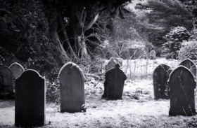 سماع أصوات الموتى.. حقيقة أم خيال!