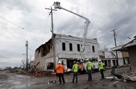 المساعدات تصل إلى ميسيسيبي بعد زوابع مدمرة 