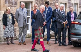 هل سيكون الملك تشارلز الثالث دبلوماسيًا جيدًا...؟