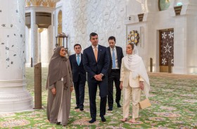رئيس الباراغواي يزور جامع الشيخ زايد الكبير في أبوظبي