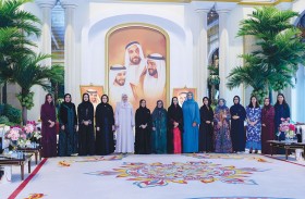 شما بنت محمد بن خالد آل نهيان تكرم رائدات قائمة «الإماراتيات الأوائل الـ 100»