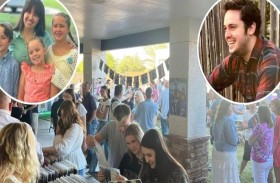 تحتفل برحيل زوجها وتوزّع الحلوى