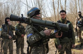 التجارة السوداء للأسلحة في أوكرانيا تثير ريبة ألمانيا