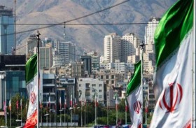 فورين بوليسي: النظام الإيراني يتآكل من الداخل