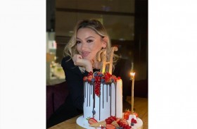 هاديسا تحتفل بعيد ميلادها وكان يلدريم يهنئها