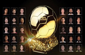 من يتوج بجائزة الكرة الذهبية اليوم ؟