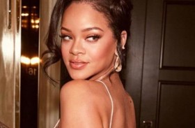 ريهانا تخطف الأنظار بأحدث ظهور 