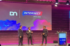 مصرف الشارقة الإسلامي يستعرض تجربته في التحول الرقمي