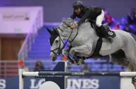 انطلاق «بطولة كأس حاكم الشارقة الدولية لقفز الحواجز» فئة النجمتين