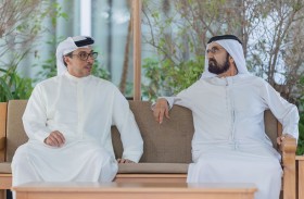 محمد بن راشد ومنصور بن زايد يستعرضان عددا من القضايا الوطنية