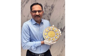 تكريم الملكة إليزابيث بأغلى عملة ذهبية