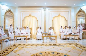 حميد النعيمي يقدم واجب العزاء في وفاة هويدن معضد الكتبي