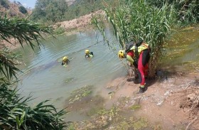 العثور على جثة فتى جرفته السيول