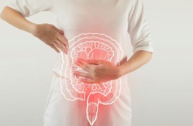 نوبة سعال.. تمزق قولون امرأة 