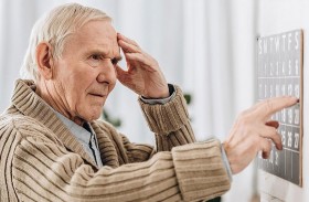 تناول الطعام الصحي في هذه المرحلة العمرية قد يحميك من الخرف