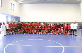 140 لاعباً ولاعبة في «مهرجان الظفرة» للريشة الطائرة وكرة الطاولة