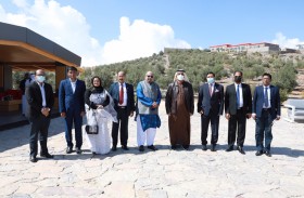 حاكم رأس الخيمة يستقبل وزير رعاية المغتربين والتوظيف الخارجي في بنغلاديش