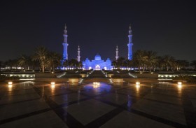 جامع الشيخ زايد الكبير يستكمل استعداداته لاستقبال شهر رمضان