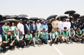 300 عامل يستفيدون من مبادرة «ظلاً وأجراً» لشرطة دبي 