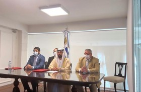 سفير الإمارات غير المقيم يقدم أوراق اعتماده إلى رئيس الأوروغواي الشرقية