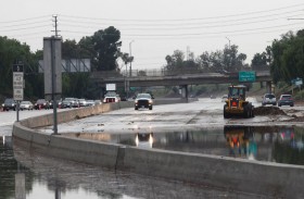 طوارئ في لوس أنجليس خشية وقوع فيضانات خطيرة 