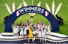 فرنسا تتوج بلقب دوري الأمم الأوروبية 