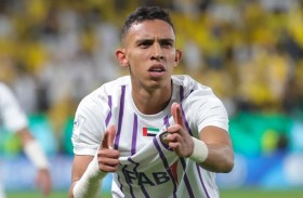 «فيفا» : سفيان رحيمي أهم الأوراق الرابحة للعين في دوري الأبطال