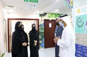 عزة النعيمي تطلع على الخدمات الطبية والعلاجية في مستشفى أمينة بعجمان