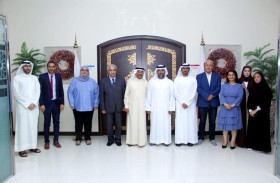 وفد مركز المنظمات الدولية للتراث الثقافي يزور المكتب الرئاسي لـ «المنظمة الدولية للفن الشعبي» بالمنامة