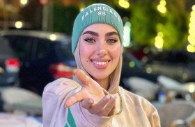 بتهمة النصب.. القبض على مدونة أزياء 