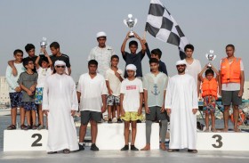 «الذيب 40» و «سلطان الخير 32» يفوزان بالجولة الأولى لبطولة «دبي للقوارب الشراعية»