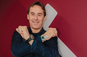 وست هام يتعاقد مع المدرب الإسباني لوبيتيغي 