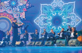 القرية العالمية تكشف عن احتفالات مميزة وعروض مبهرة للألعاب النارية 