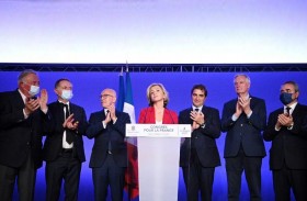 سباق الإليزيه: تجسد فاليري بيكريس أملًا هشًا لليمين...!