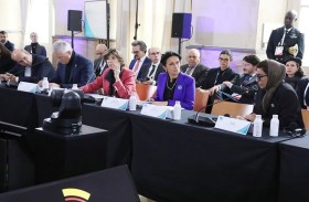 نورة الكعبي تترأس وفد الإمارات المشارك في منتدى باريس للسلام