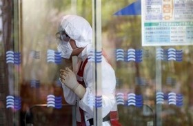 أطباء اليابان يعانون من نقص الكمامات 