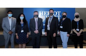 وزير الأعمال والتجارة الاسكتلندي يزور جامعة هيريوت وات دبي لمناقشة المشاريع وإزالة الكربون