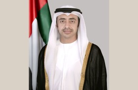 عبدالله بن زايد يجري اتصالات هاتفية مع وزيري  خارجية بريطانيا وإسرائيل وسيغريد كاج بشأن التطورات بالمنطقة