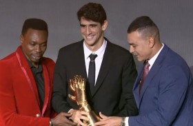 بونو أفضل حارس مرمى في أفريقيا 