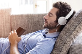 مخاطر سماعات الأذن..  طرق الاستخدام الآمن