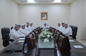 استشاري الشارقة يناقش تعديل قانون أحكام مؤسسة الشارقة للقرآن الكريم والسنة النبوية