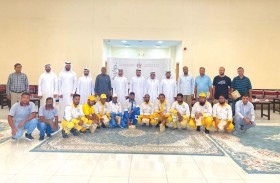 مجلس ضاحية الصبيحية في خورفكان يبادر بتكريم العمال والفئات المساندة في يوم التسامح