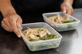 دراسة صادمة: الجسيمات البلاستيكية الدقيقة  تغذي مقاومة البكتيريا للمضادات الحيوية