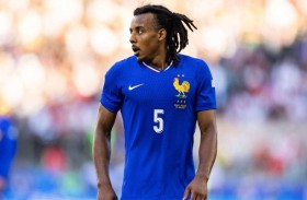 آرسنال يسأل برشلونة عن كوندي