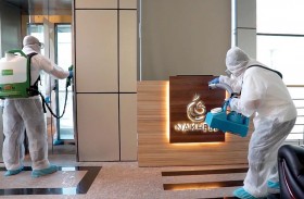 «نخيل» تعقم 647 مبنى سكنيا بدبي ضمن برنامج التعقيم الجاري