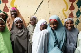 (القلب الكبير) توحد جهودها مع (نماء) و(صندوق ملالا) لتستكمل 65 ألف طالبة في نيجيريا تعليمهن (عن بعد)