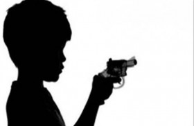 ابن العامين قتل والدته برصاصة