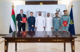 سيف بن زايد يشهد إطلاق مبادرة لتطوير مهارات الذكاء الاصطناعي لمنتسبي وزارة الداخلية