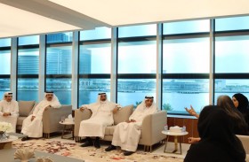 وفد من مؤسسة دبي للإعلام يزور مكتبة محمد بن راشد لبحث سبل التعاون المشترك