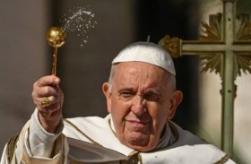 البابا قلق بشدة من دوامة العنف في الشرق الأوسط